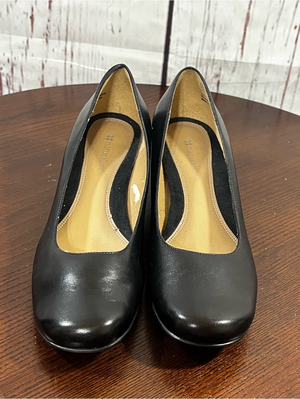 NATURALIZER vintage Comfortable Black Women's Round-Toe leather Pumps 7 *as is